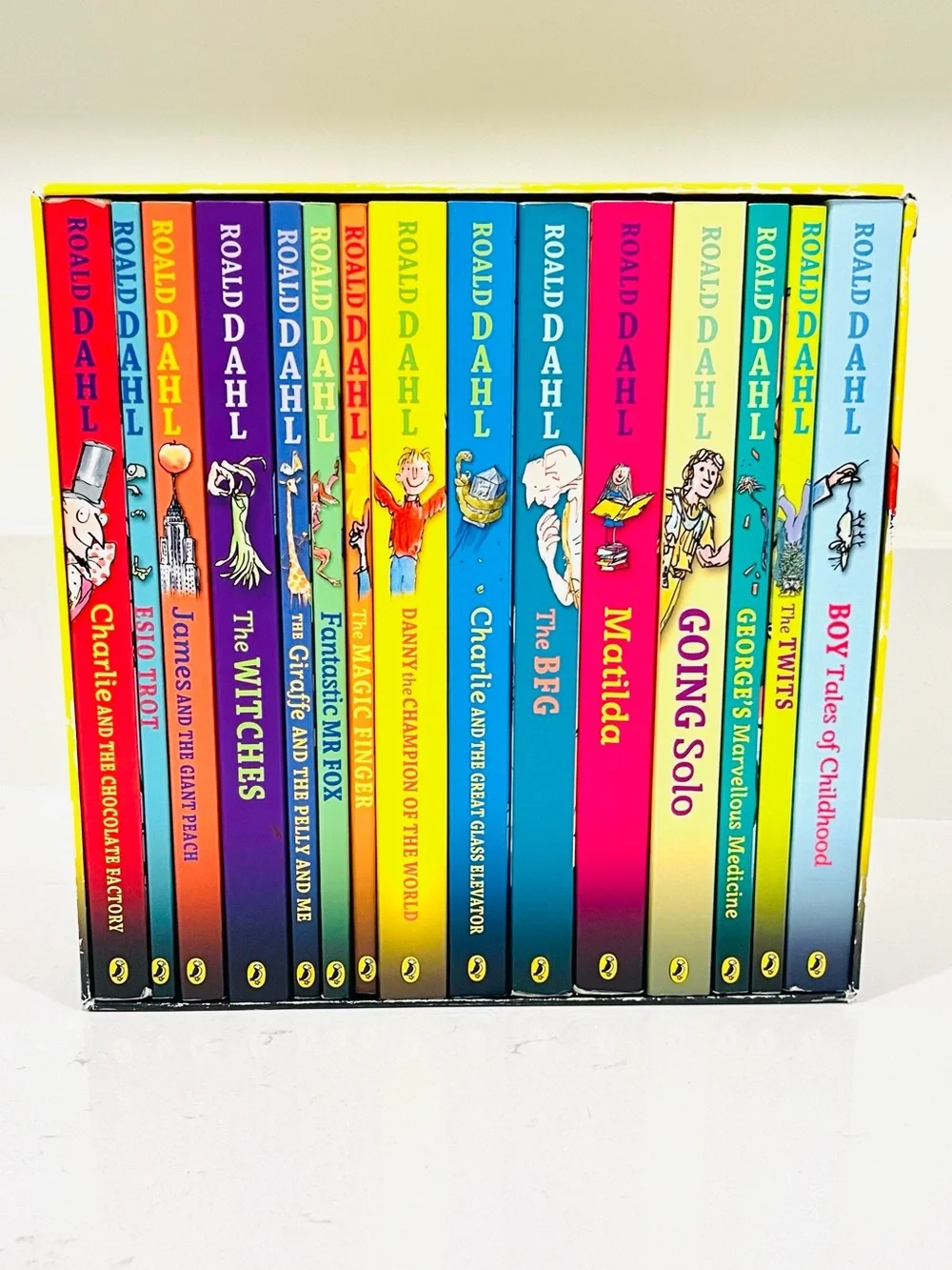 Roald Dahl 15 Book Collection of Favorites LIKE NEW!